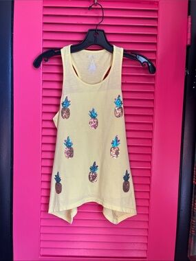 Arizona Jean Company Yellow Tank Top with Sequin Pineapples